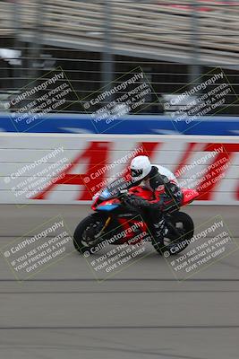 media/Oct-15-2022-Fastrack Riders (Sat) [[9a18b22502]]/Level4/Start Finish 900am/
